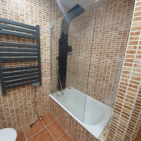 Paraiso Desconocido 1 Pura Magia Apartment Cardano de Abajo