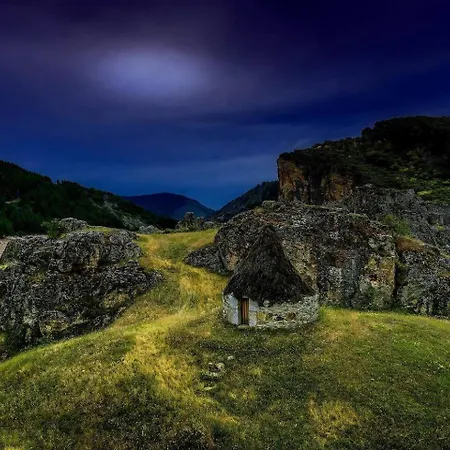 Paraiso Desconocido 1 Pura Magia * Cardano de Abajo